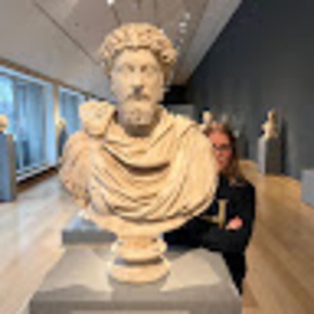 Meet your Posher, Sarah